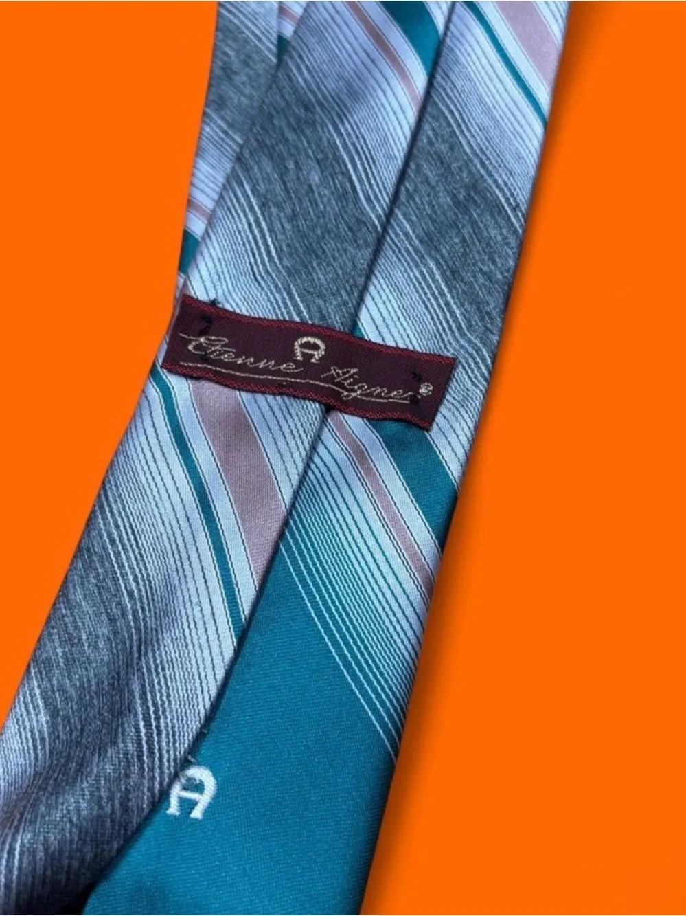 Aigner vintage striped men’s tie
